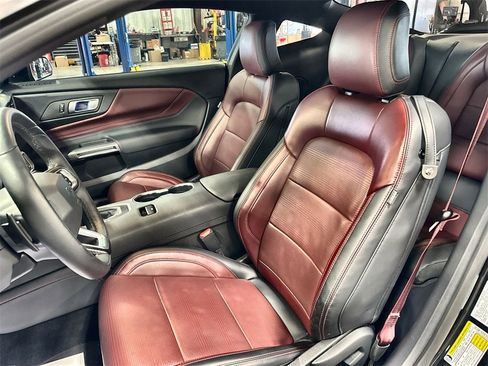 Used 2024 Ford Mustang GT Premium image 12