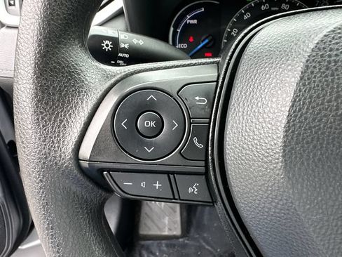 Certified 2025 Toyota RAV4 XLE AWD/4WD image 36