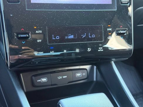 Used 2024 Hyundai Santa Cruz SEL FWD image 17