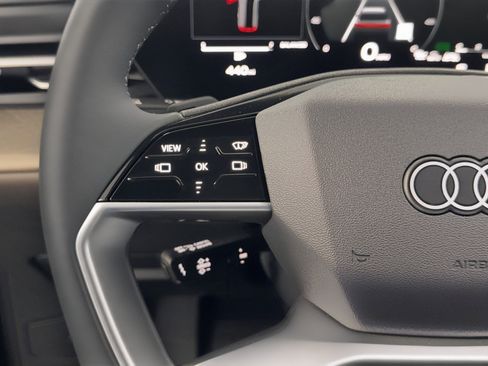 New 2025 Audi Q5 Premium Plus image 21