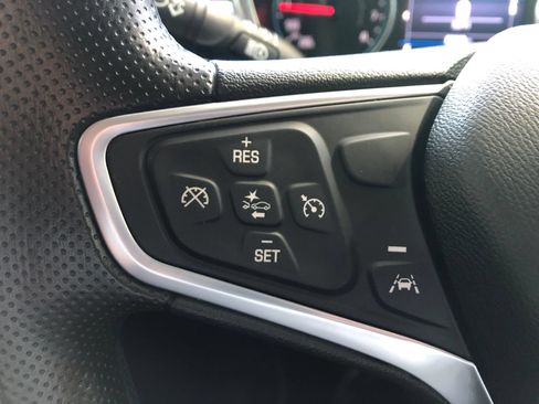Used 2022 Chevrolet Equinox LT FWD image 35