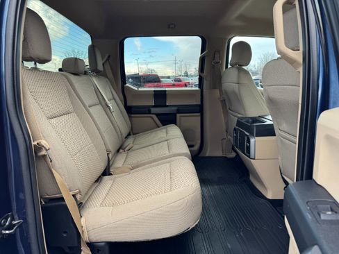 Used 2015 Ford F150 XLT w/ Max Trailer Tow Package image 17