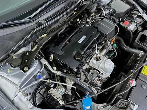 Used 2016 Honda Accord Sport image 26