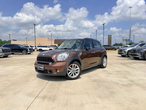 Used 2013 MINI Cooper Countryman S FWD image 9