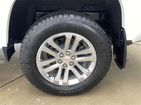 Used 2020 GMC Canyon SLT w/ Driver Alert Package image 8