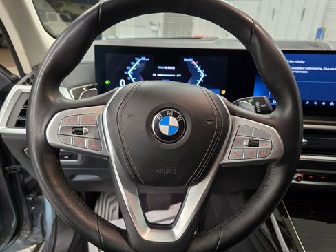 Used 2024 BMW X7 xDrive40i w/ Premium Package AWD/4WD image 19