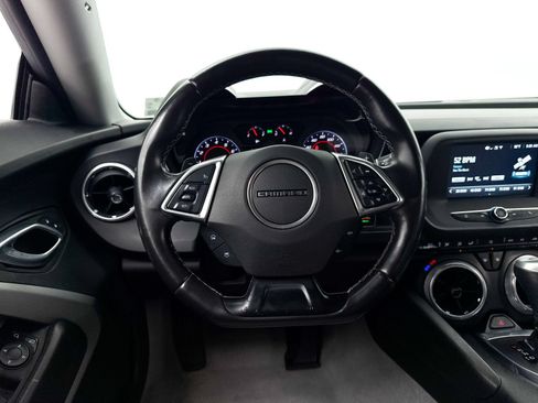 Used 2018 Chevrolet Camaro LT RWD image 29