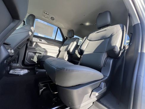 New 2026 Ford Explorer Active w/ Active Comfort Package image 29