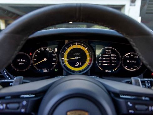 Certified 2022 Porsche 911 GT3 image 73