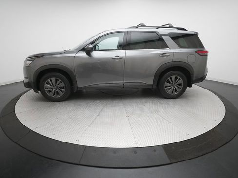 Certified 2023 Nissan Pathfinder SV w/ SV Premium Package image 24