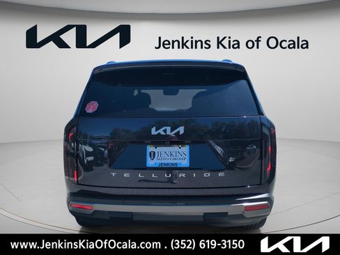 New 2027 Kia Telluride S image 4