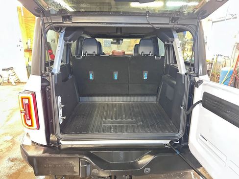 Certified 2024 Ford Bronco Outer Banks image 8