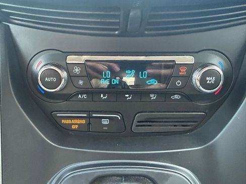 Used 2015 Ford Escape SE w/ Equipment Group 201A AWD/4WD image 28
