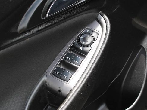 Used 2022 Chevrolet Malibu LS w/ LPO, Floor Liner Package FWD image 10
