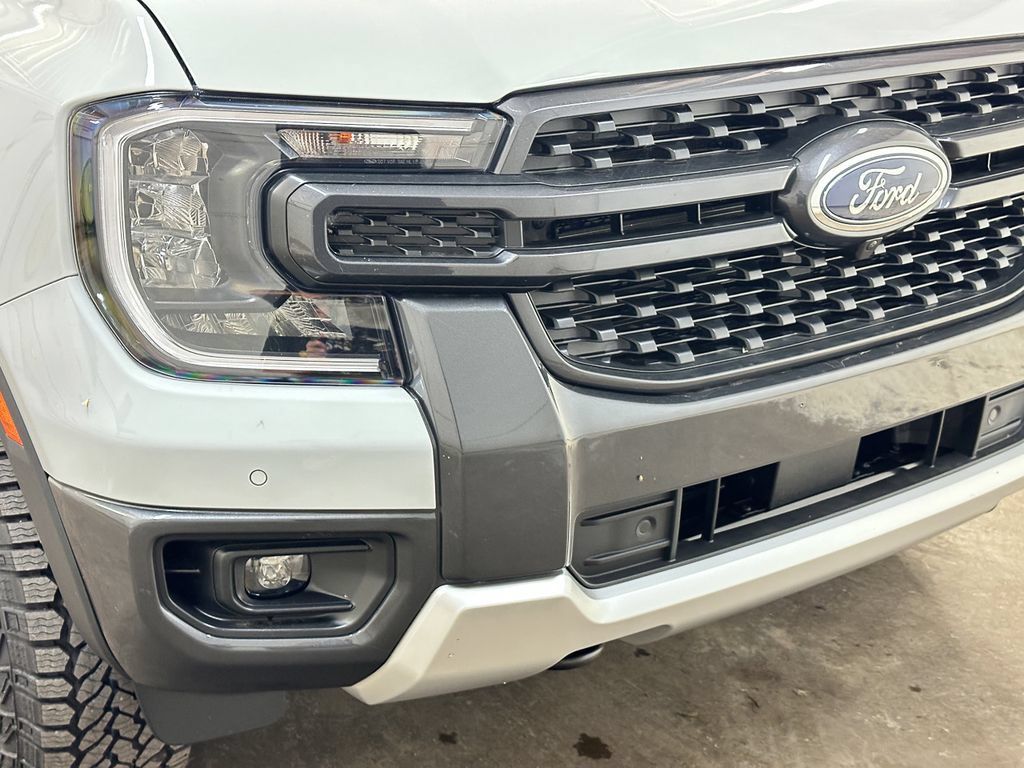 New 2026 Ford Ranger XLT w/ Equipment Group 301A High AWD/4WD image 12