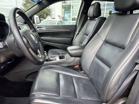 Used 2021 Jeep Grand Cherokee Limited image 14