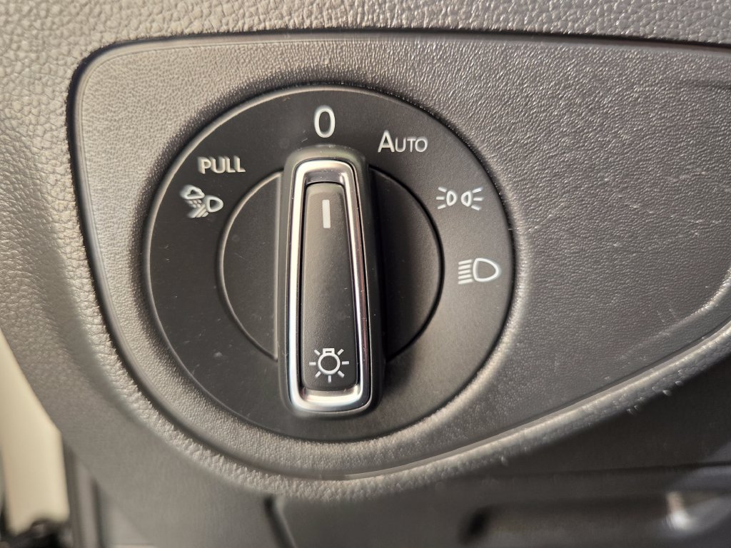 Used 2021 Volkswagen Atlas S FWD image 28