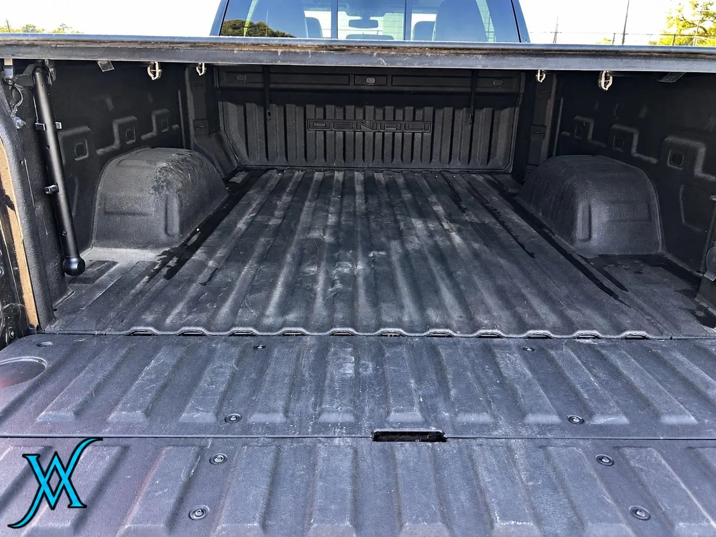 Used 2019 GMC Sierra 1500 Denali AWD/4WD image 19