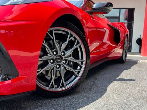 Used 2024 Chevrolet Corvette Stingray Premium Conv w/ Stealth Interior Trim Package RWD image 5