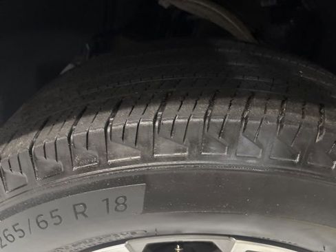 Used 2025 GMC Sierra 1500 SLT image 38