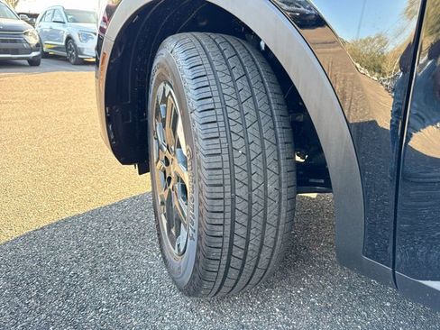 New 2025 Kia Sorento S w/ Panoramic Sunroof Package image 32