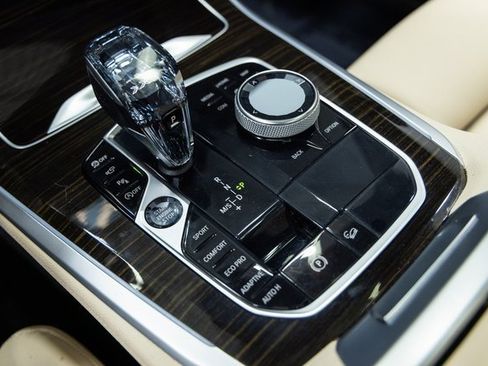 Used 2020 BMW X5 xDrive40i w/ Premium Package image 19