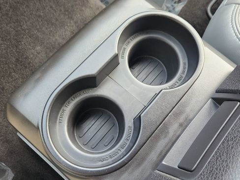 Used 2014 Ford F150 XLT w/ Equipment Group 302A Luxury image 11