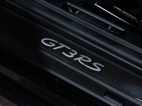Used 2019 Porsche 911 GT3 RS RWD image 62