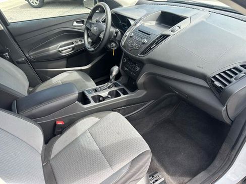 Used 2018 Ford Escape SE FWD image 8