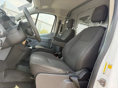 Used 2017 Ford Transit 150 130 Low Roof RWD image 11
