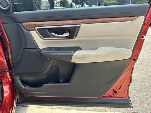 Used 2017 Honda CR-V EX image 16