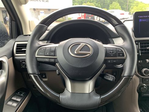 Used 2023 Lexus GX 460 Premium AWD/4WD image 18