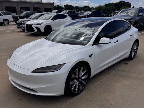 Used 2025 Tesla Model 3 Long Range AWD/4WD image 3