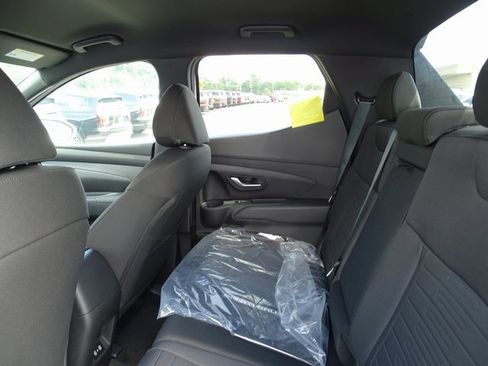 New 2025 Hyundai Santa Cruz SE image 11