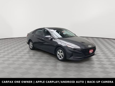 Used 2021 Hyundai Elantra SE FWD image 24