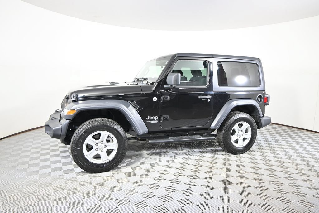 Used 2020 Jeep Wrangler Sport AWD/4WD image 2