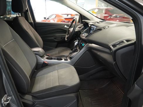 Used 2013 Ford Escape SE FWD image 33