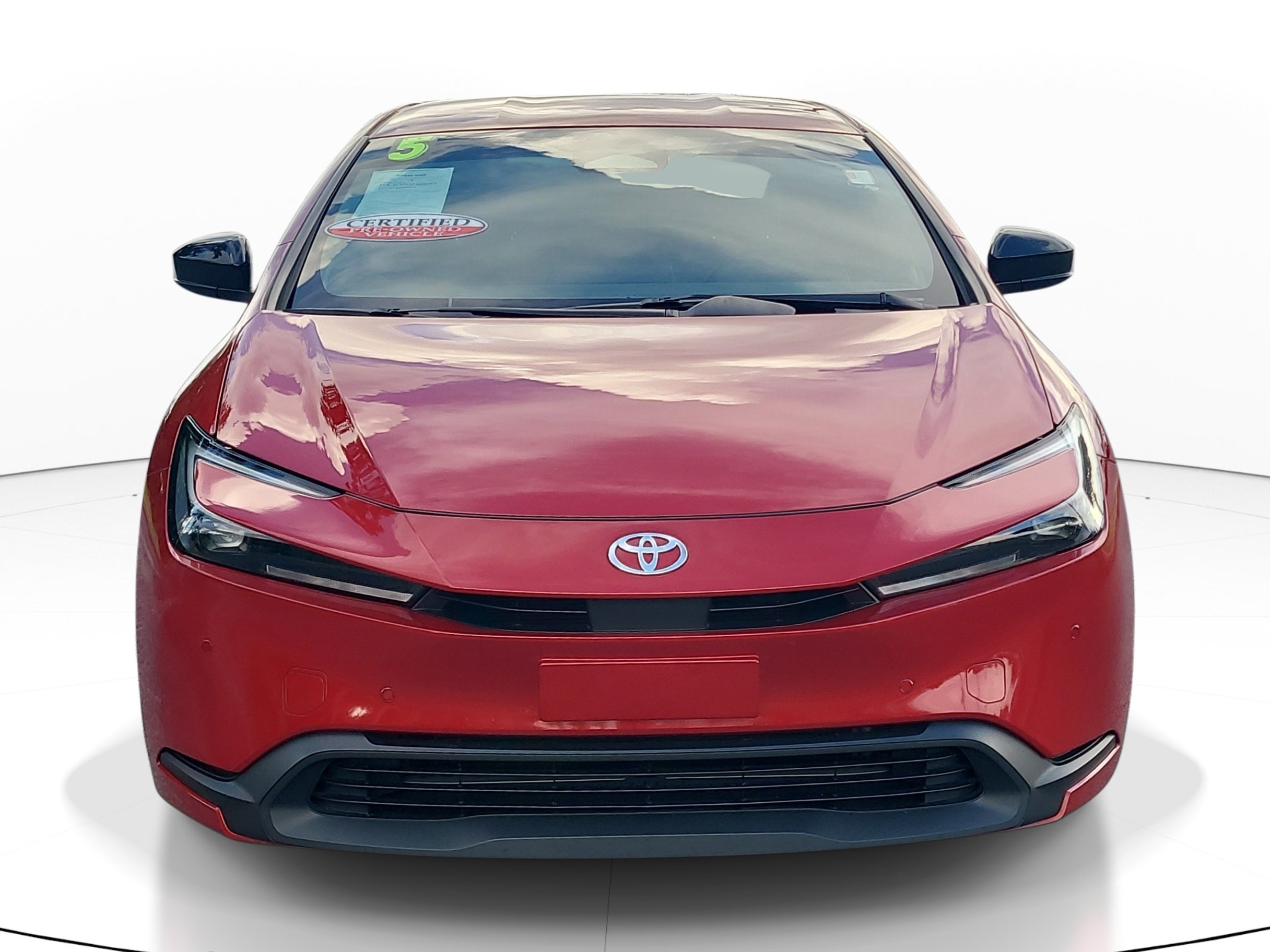 Certified 2025 Toyota Prius LE FWD image 2
