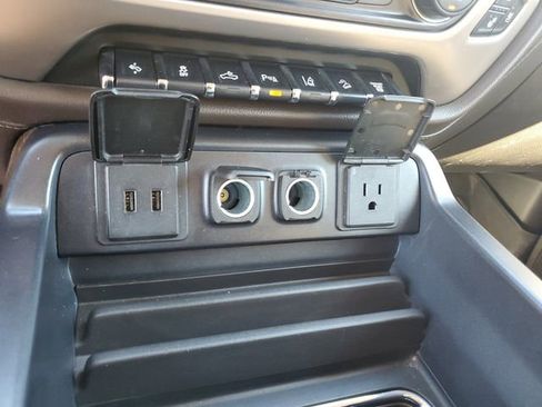 Used 2019 GMC Sierra 2500 Denali w/ Duramax Plus Package image 25