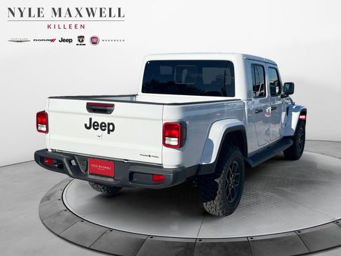 New 2026 Jeep Gladiator Sport image 16