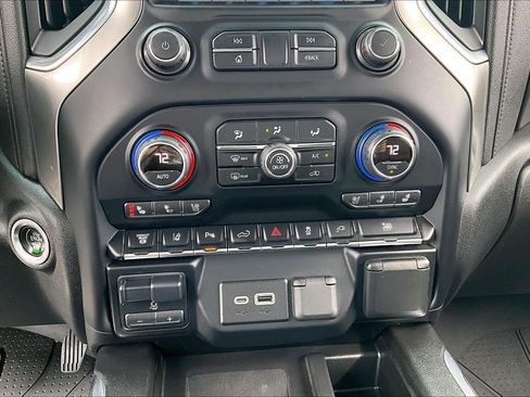 Used 2021 Chevrolet Silverado 3500 LTZ w/ LTZ Texas Edition image 23