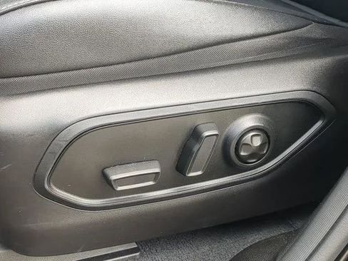 Certified 2023 Jeep Grand Cherokee Limited RWD image 23