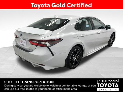 Certified 2022 Toyota Camry SE image 7
