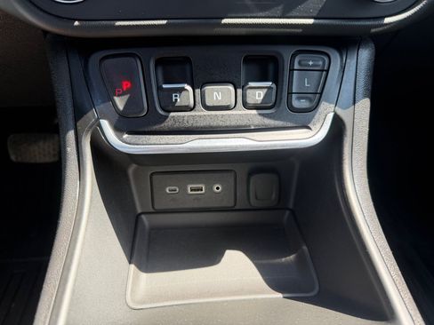 Used 2020 GMC Terrain SLE w/ Driver Convenience Package AWD/4WD image 40