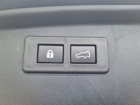 Used 2024 Subaru Outback Premium AWD/4WD image 9