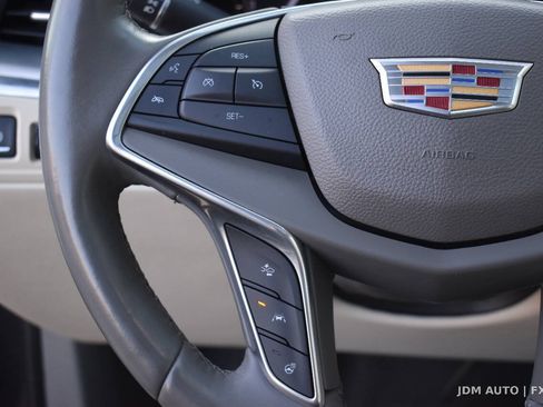 Used 2017 Cadillac XT5 Luxury w/ Driver Awareness Package AWD/4WD image 21