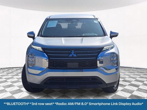 Used 2024 Mitsubishi Outlander ES AWD/4WD image 4