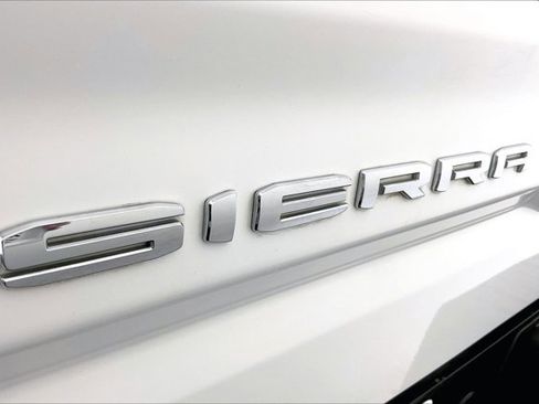 Used 2020 GMC Sierra 1500 AT4 w/ Off-Road Performance Package image 31