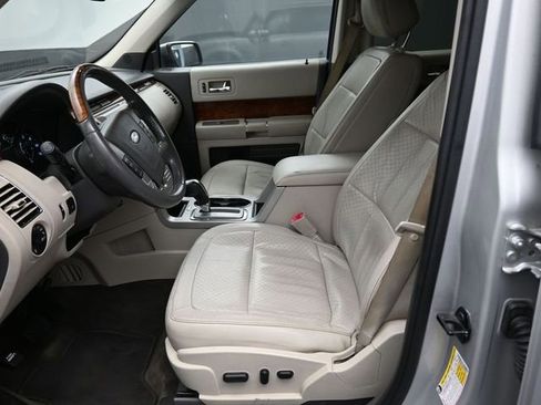 Used 2011 Ford Flex Limited image 21
