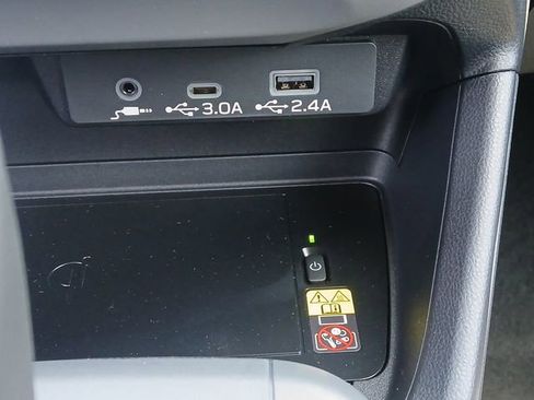 Certified 2025 Subaru Crosstrek 2.5i Limited AWD/4WD image 16